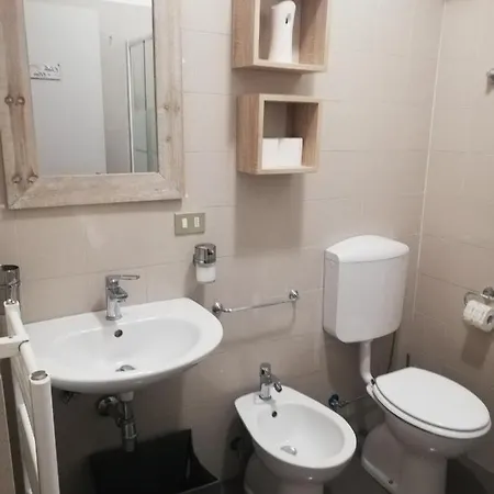 La Casa Di Carta In Piazza Stesicoro Apartamento *