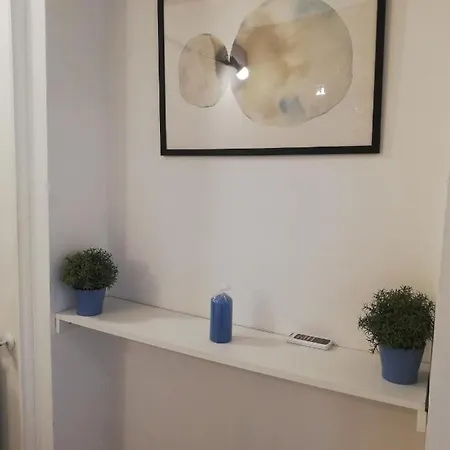 La Casa Di Carta In Piazza Stesicoro *