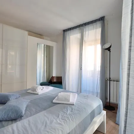 Apartment La Casa Di Carta In Piazza Stesicoro Catania